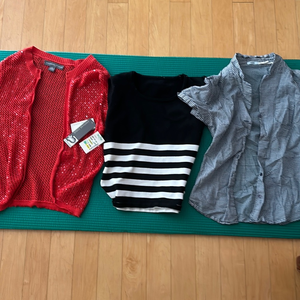 3x Women’s blouse
